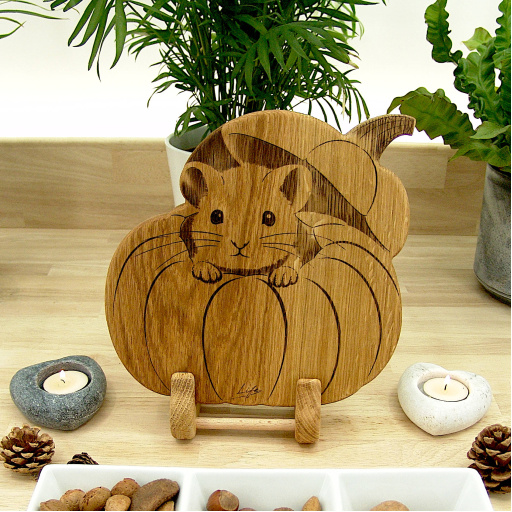 Mouse & Pumpkin Oak Chopping Board