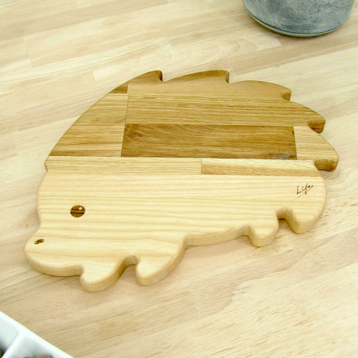 Hedgehog Chopping Board - Oak & Ash