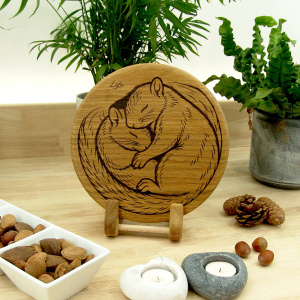 Snuggling Squirrels - Hibernation Chopping Board, Solid Oak