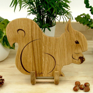 Squirrel Chopping Board - Oak