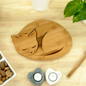 Sleepy Cat Chopping Board - Oak & Bamboo